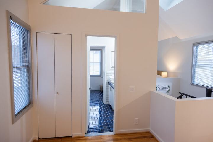 Room 45 of 219