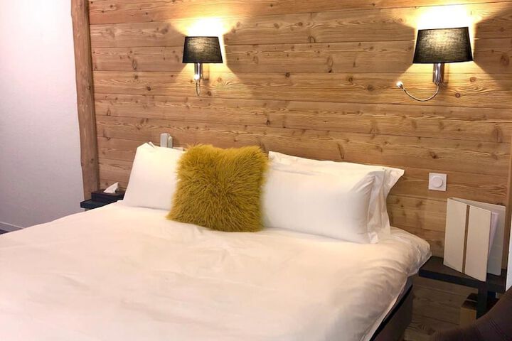 Room 10 of 57