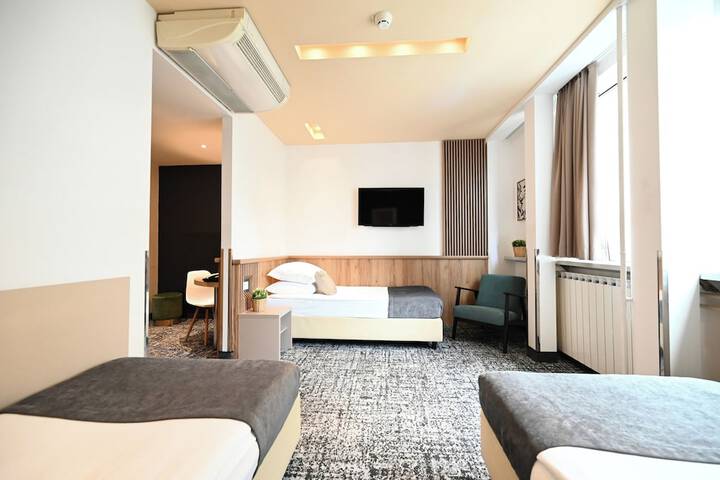 Room 20 of 45