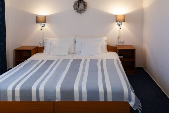 Room 20 of 86
