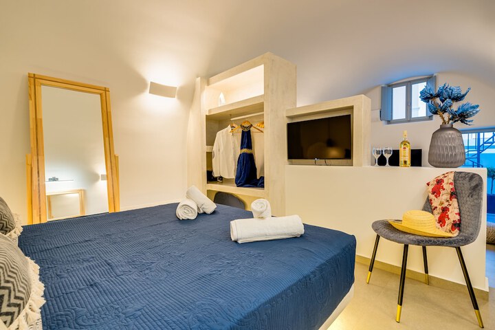 Room 7 of 24
