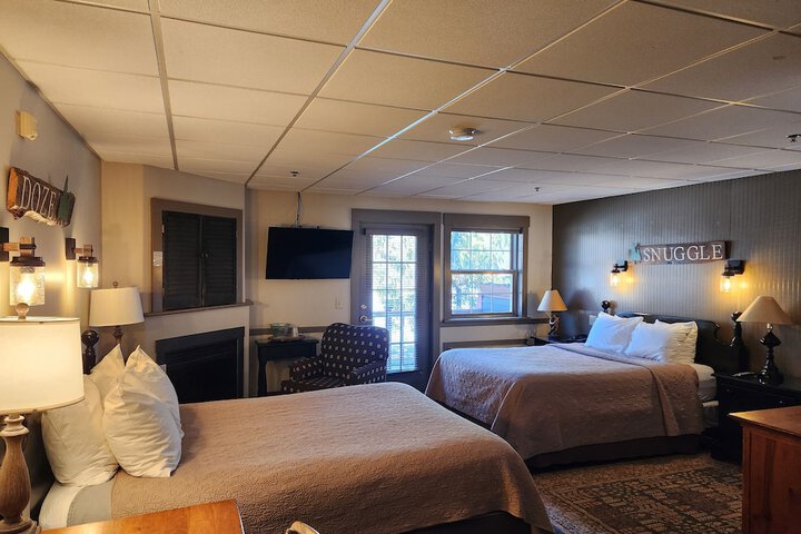 Room 128 of 259