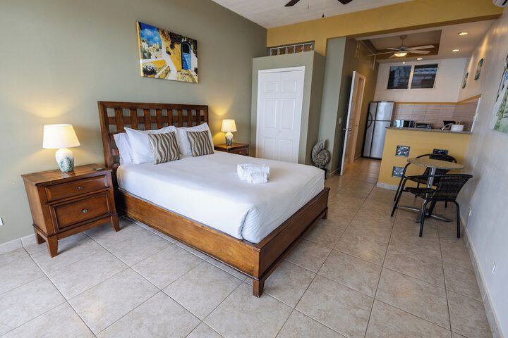 Room 5 of 23