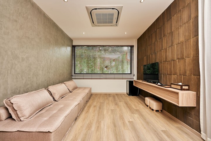 Room 14 of 52