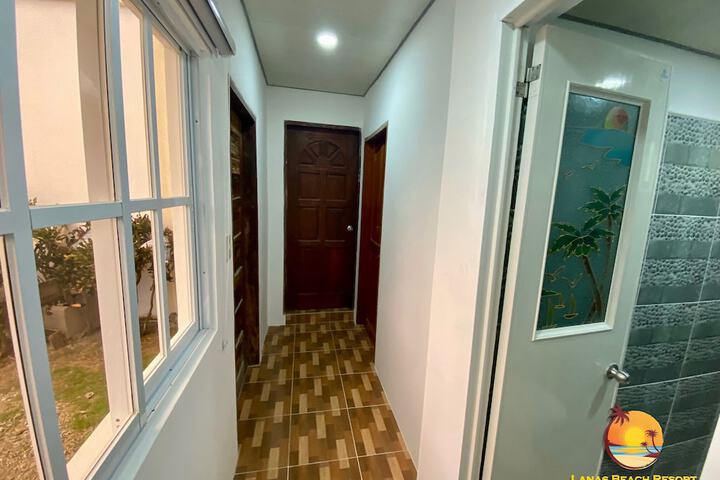 Room 6 of 65