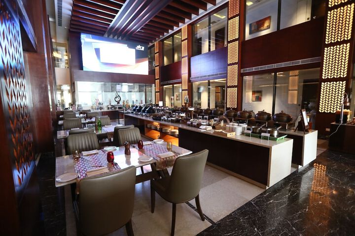 Dining 54 of 73