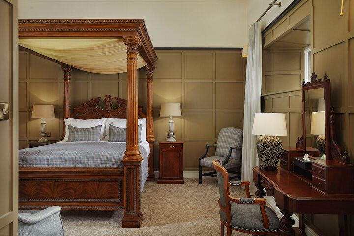 Room 20 of 103