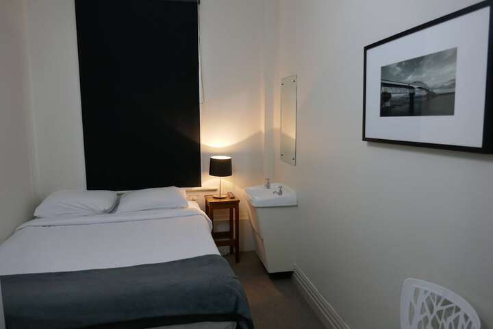 Room 2 of 64