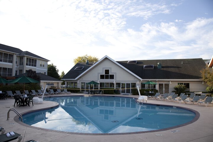 Pool 28 of 71