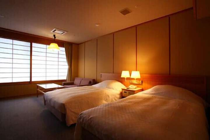 Room 9 of 53