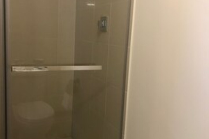 Room 16 of 27