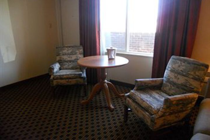 Room 12 of 14