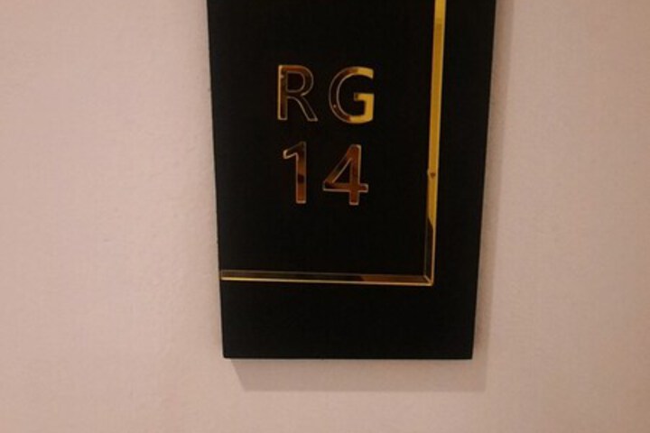 Room 14 of 28