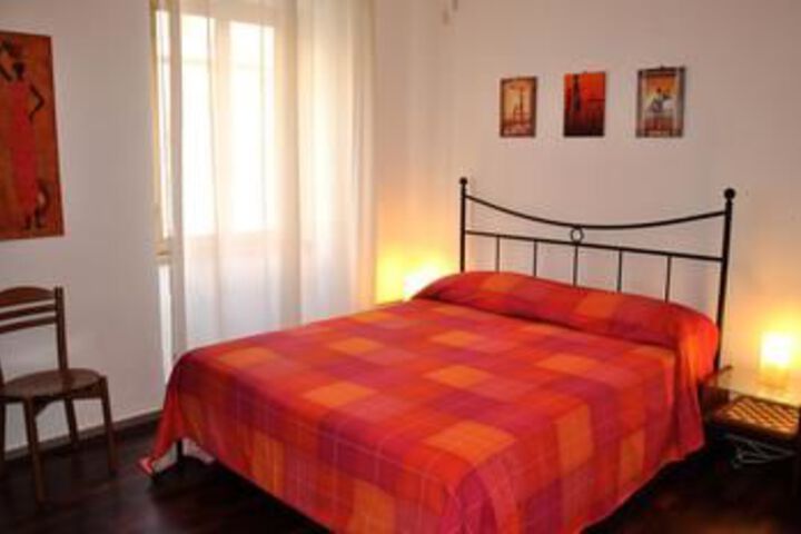 Room 12 of 48