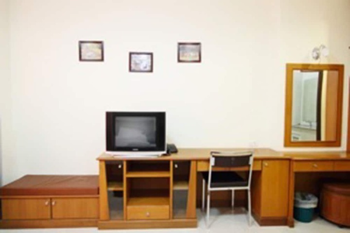 Room 14 of 23