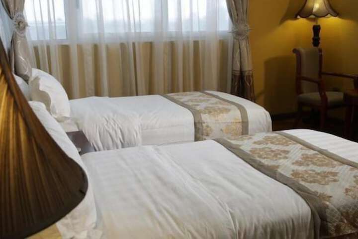 Room 3 of 14