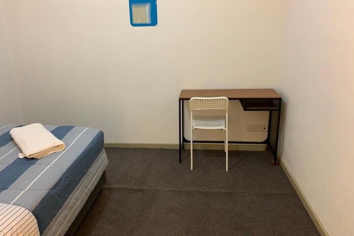 Room 23 of 49