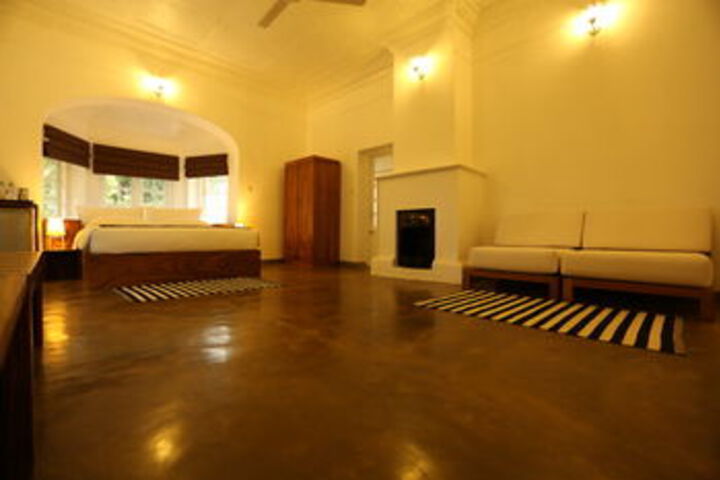Room 12 of 31