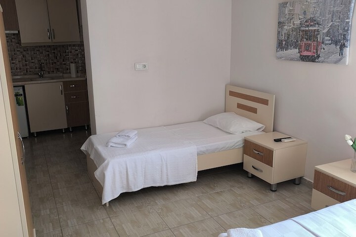 Room 15 of 63