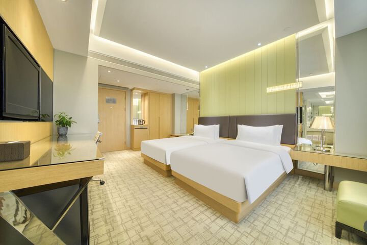 Room 12 of 53
