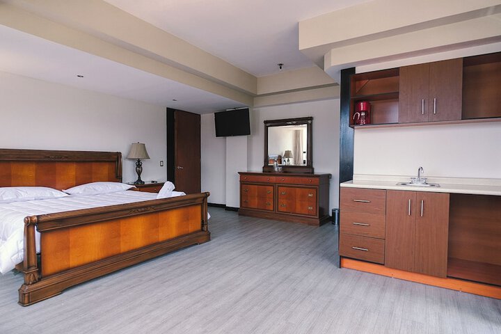 Room 34 of 51