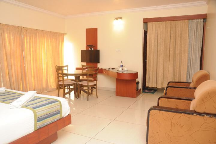 Room 14 of 38