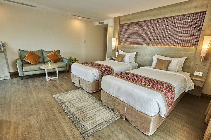 Room 30 of 119