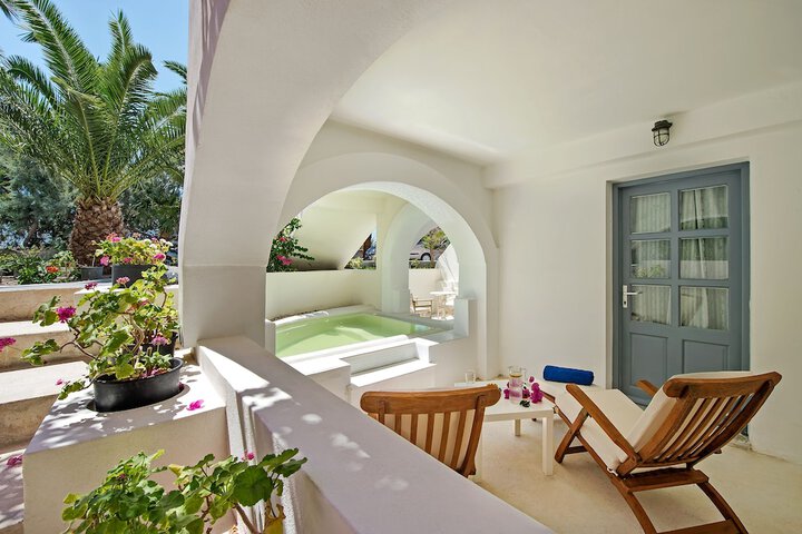 Terrace/Patio 8 of 26