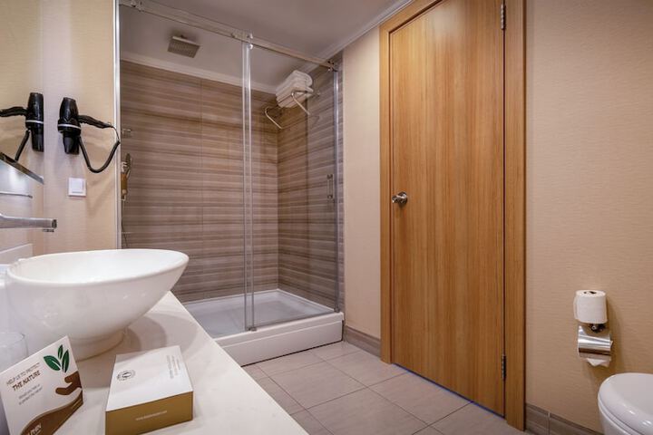 Bath Photo