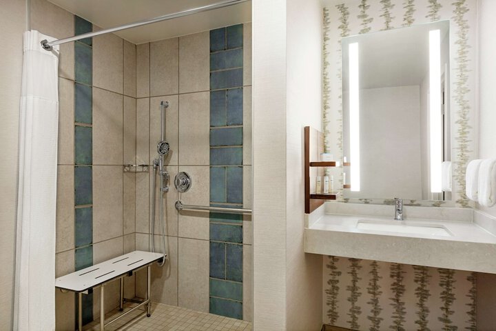 Bathroom shower