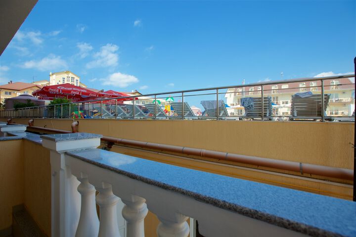 Terrace/Patio 6 of 85