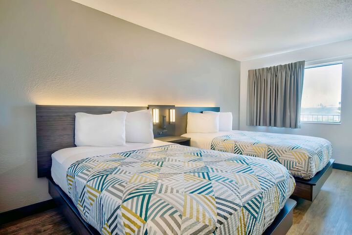 Double Bed Accessible (3 of 18)