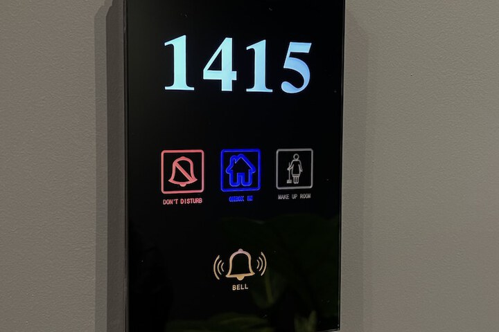 Room 17 of 101