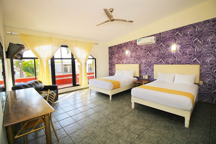 Room 3 of 33