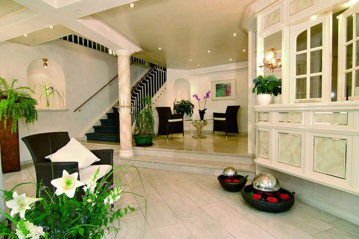 Hotel 2 of 56