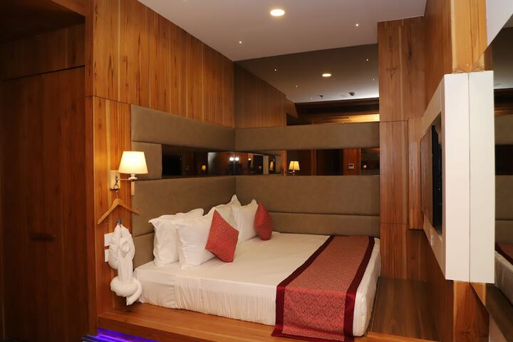 Room 20 of 48