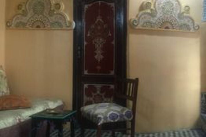Room 18 of 37