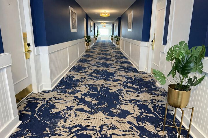 Ballroom/Hall 44 of 51