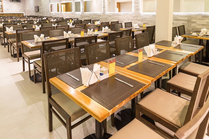 Dining 84 of 138