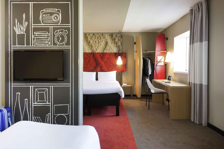 Hotel Interior 68 of 142