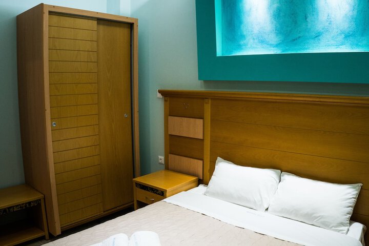 Room 13 of 57