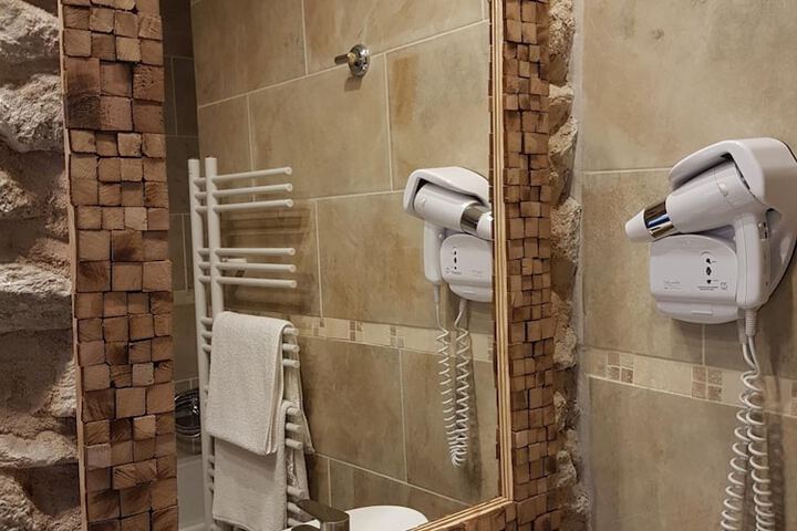 Clean Restrooms