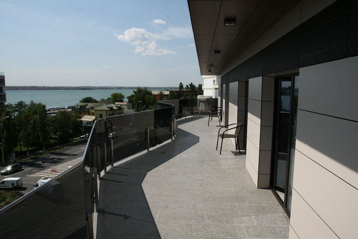 Terrace/Patio 23 of 43