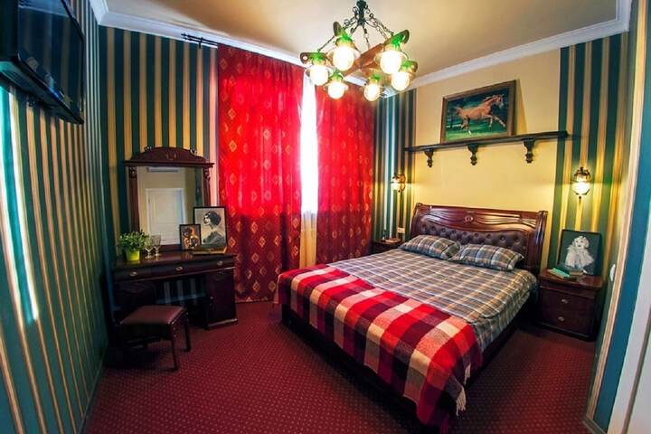 Room 6 of 41