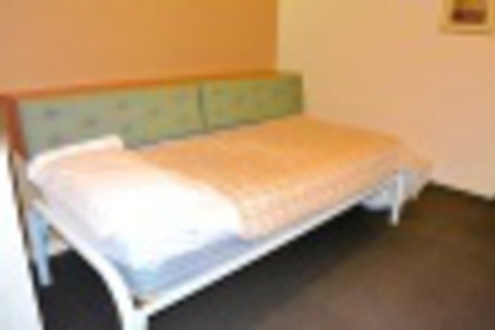 Room 340 of 768