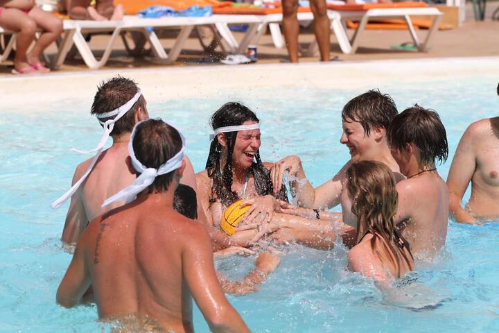 Pool Hotel