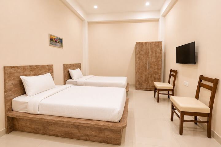 Room 7 of 35
