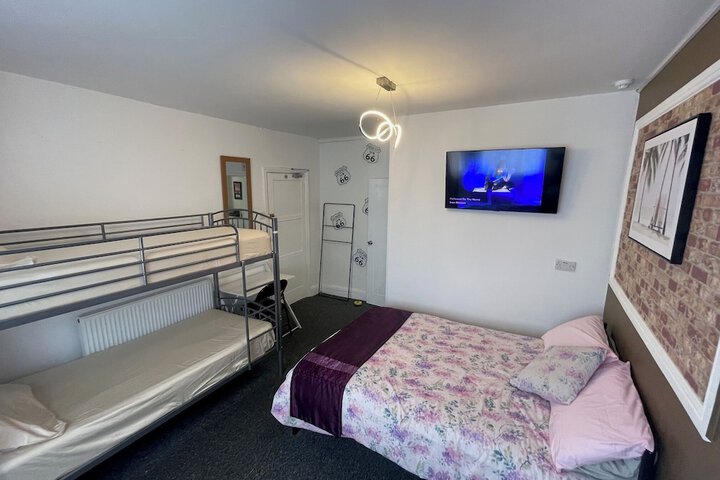 Room 11 of 26