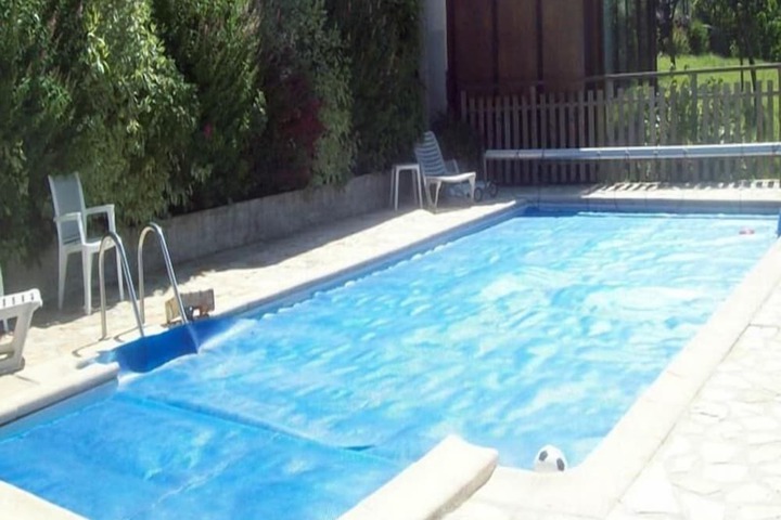 Pool 49 of 56