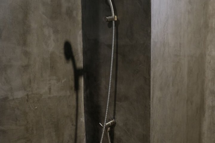 Room 30 of 37